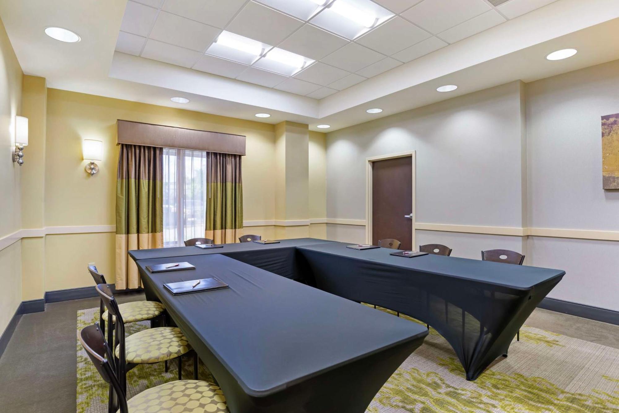Best Western Plus Thornburg Inn&Suites Extérieur photo