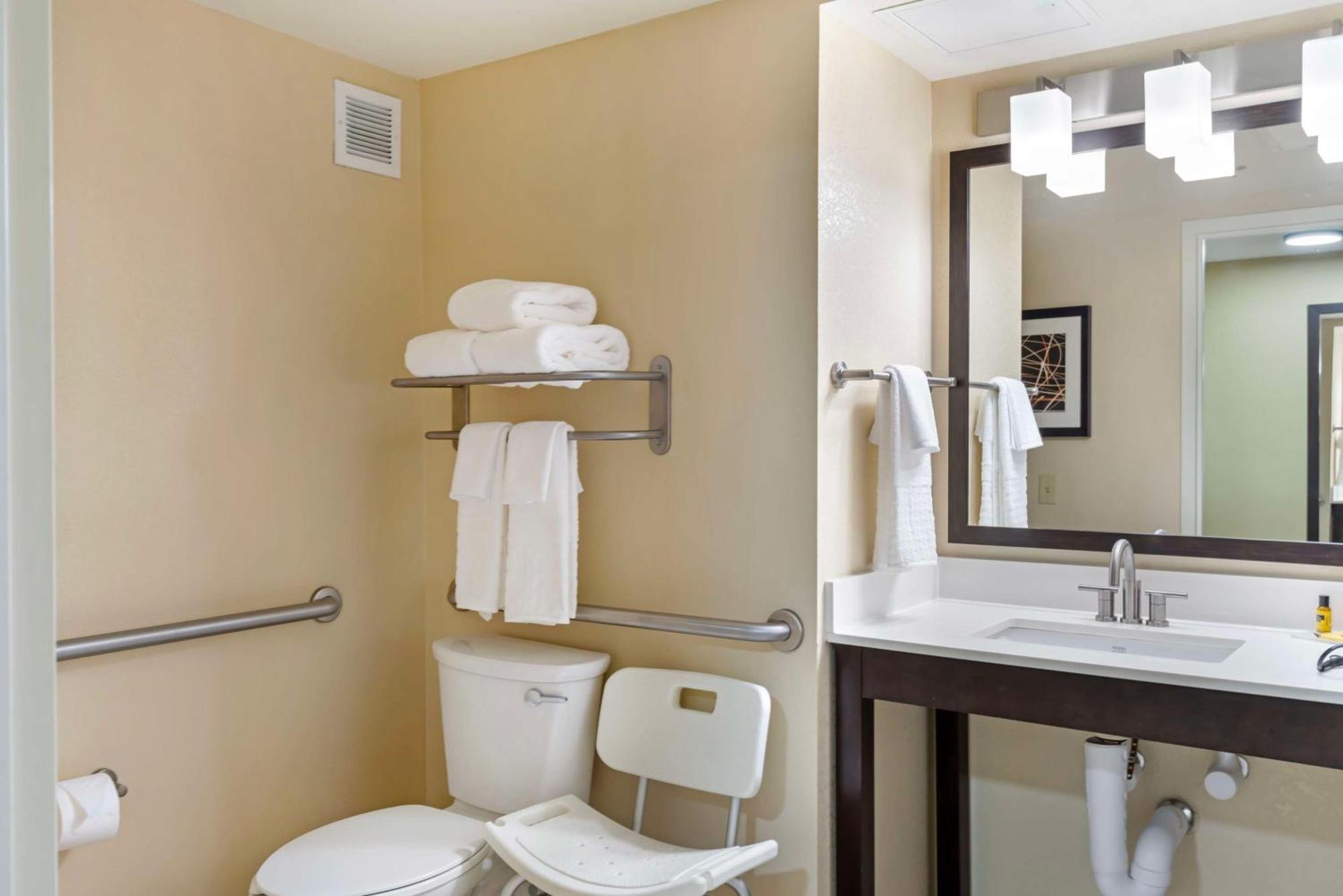 Best Western Plus Thornburg Inn&Suites Extérieur photo