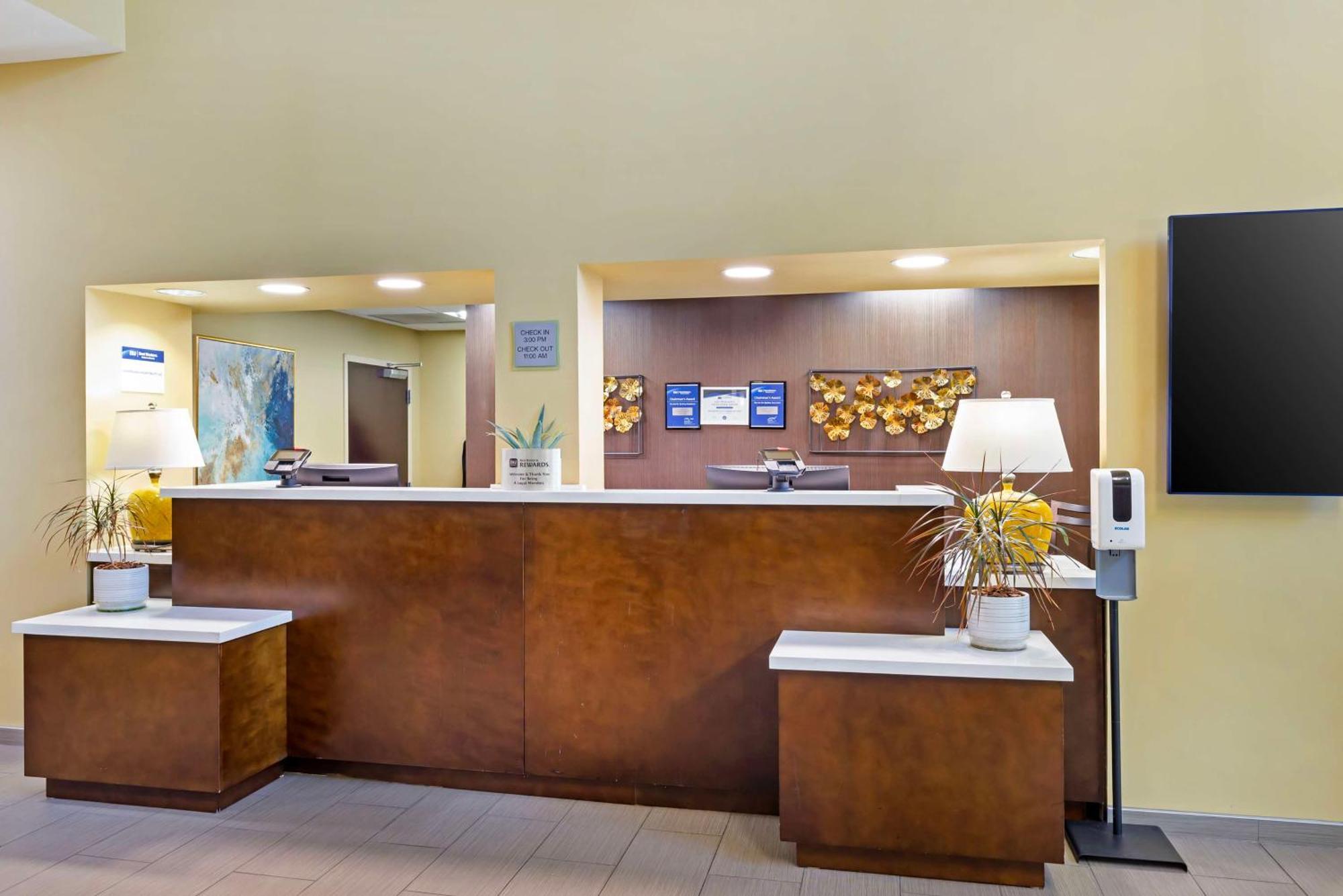 Best Western Plus Thornburg Inn&Suites Extérieur photo