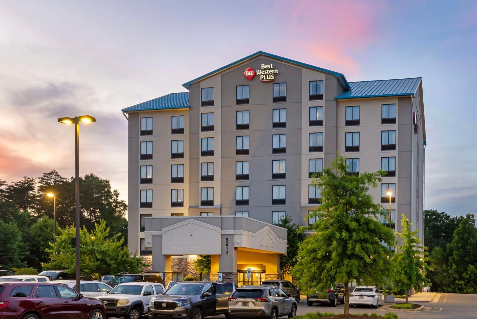 Best Western Plus Thornburg Inn&Suites Extérieur photo